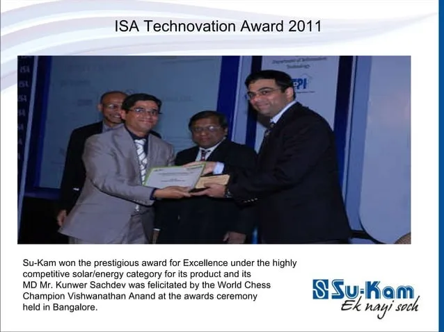 ISA Technovation Award — Vishwanathan Anand placing the trophy in Mr Sachdev's hands