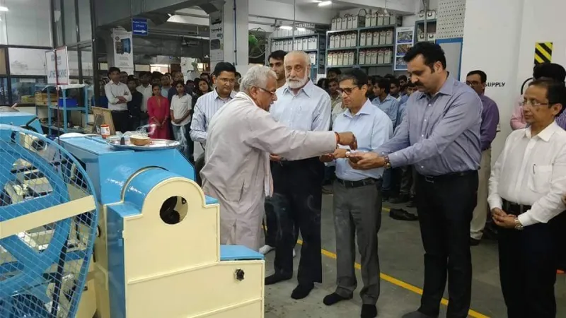 Pooja inauguration of Su-Kam's first DC-motor lab in India for the e-rickshaw project, with Kunwer Sachdev and Mr. Deepak Singh